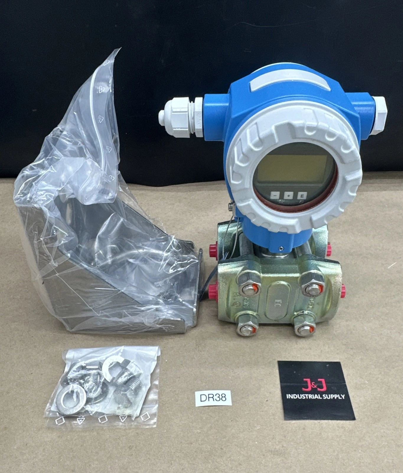 NEW Endress+Hauser PMD75-WBA7BB1BAAU
