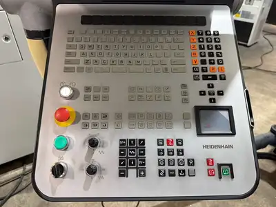 USED 2009 DMG DECKEL MAHO DMU 80P DUOBLOCK
