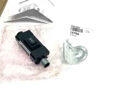 USED BANNER ENGINEERING IN-LINE ROCKER SWITCH 3-POSITION M12 MALE TO FEMALE 93004