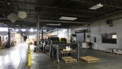 TEC LIGHTING MegaCoat 45 UV Coater – Model 4030-2 Offline UV Coater | Machinery Solutions Group, Inc. (4)