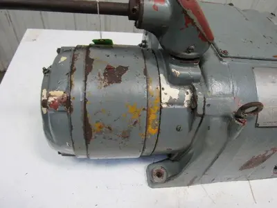 US Varidrive VEV-1-GM 220/440V 1-1/2Hp 112:1 Ratio Variable Speed Drive