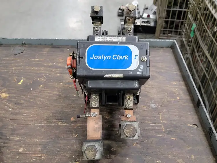 Used 1999 JOSLYN CLARK 5DP9-20100 Switchgears British Columbia CA | Lenmark #243354