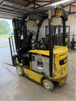 Used 2020 YALE ERC030 4-Wheel Sit down Electric Counterbalance Forklifts Pennsylvania US | National Lift Equipment #1507879