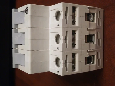 USED Allen-Bradley 1492-SP3C160