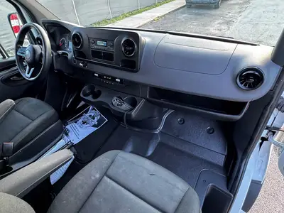 Used 2019 FREIGHTLINER SPRINTER Vans Florida US | Truck and Van Outlet #1509215