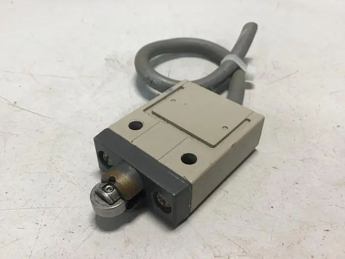 Used OMRON D4C-3402 Relays & Switches Michigan US | Ideal Machinery #586301