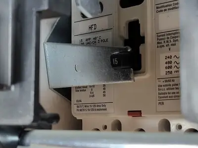 15A, 600V, 3-Ph MCC Disconnect Switch, Size 1 Bucket for Freedom 2100 MCC Frame