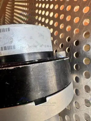 Used MKS 162-0025K ULTRA-HIGH VACUUM ANGLE ISOLATION VALVE W/ KF25 FITTING Valves/Fittings California US | Equipment Lab #1329354