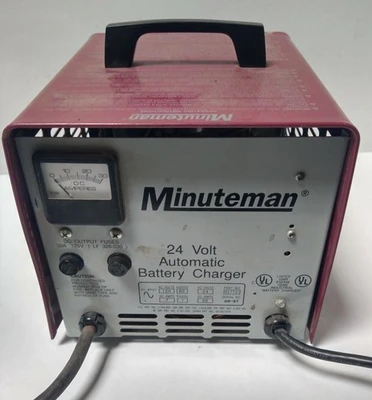 Minuteman 24V Automatic Battery Charger 20A 120V AC Input Industrial Unit