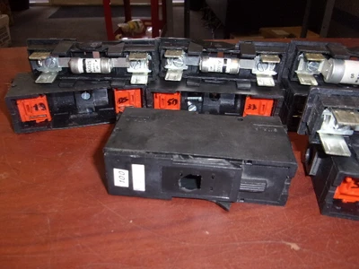USED Strip fuse blocks 21988