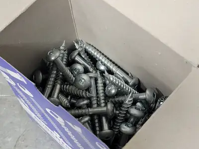 2/3" Kwixen Steel Zinc Robertson Round