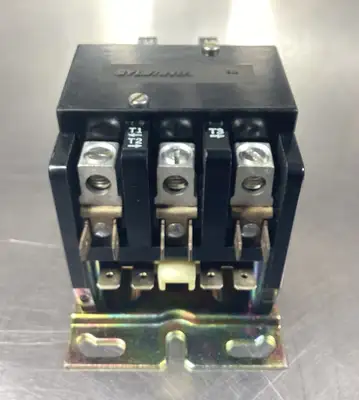 Used Sylvania A77-309046A-3 PLC Contactors South Carolina US | Palmetto Automation #1292028