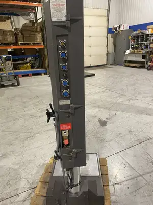 Used BRANSON Integrated Ultrasonic Welder 200/245VAC Input 50/60Hz Ultrasonic Welders Michigan US | Maverick Industrial Sales #1398035