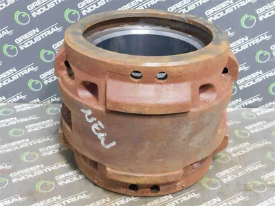 Unbranded 4061-2 Babbit Sleeve Bearing 5.75in Bore 9.125 in OD 7.2 in H Used