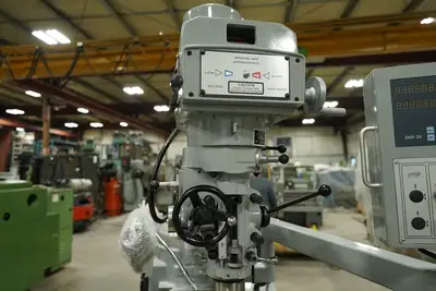 YUWE TM250 Bridgeport Style Manual Milling Machine (1 Phase)