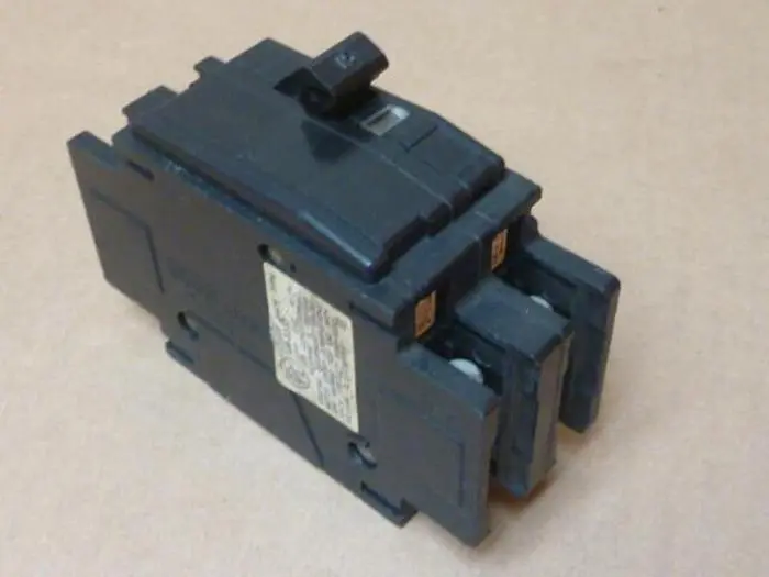 Used SQUARE D QOU215 Circuit Breakers Michigan US | Ideal Machinery #572872