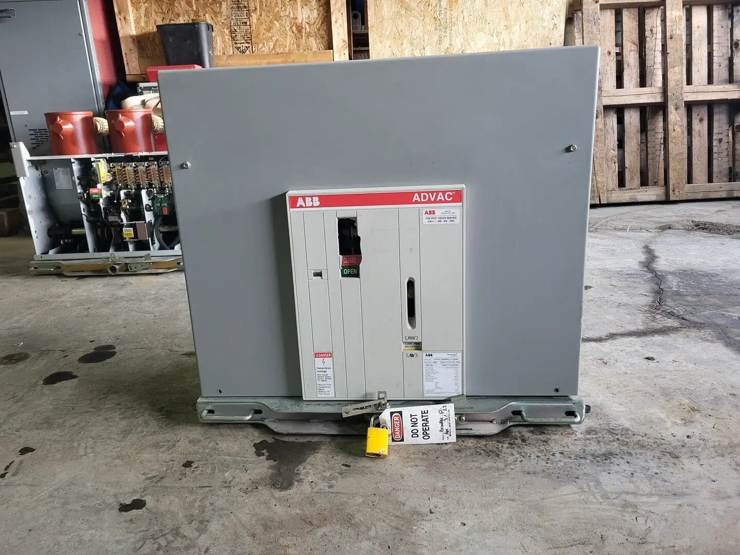 USED 2005 ABB AA3D1777XX00000