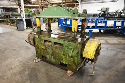 Used YODER P-50 Cut-Off Presses Ohio US | Universal Tube & Rollform Equipment Company #280354