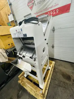 Oliver 797-32NC Bread Slicer  Fully Refurbished, Tested and Working
