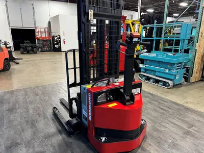 Used 2015 RAYMOND RSS40 Stackers Minnesota US | Birnstengel Equipment #1550201