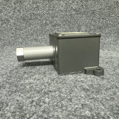Used United Electric Controls J6-354 Pressure Switches California US | Davliegogo LLC #1708158