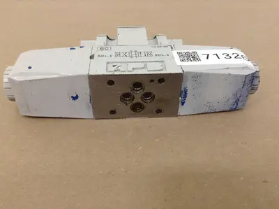 USED VICKERS DG4V36CMP7H750
