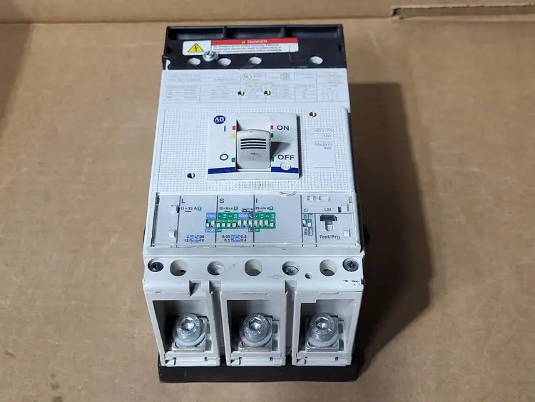 Used ALLEN-BRADLEY 140G-J15H3-C15 Switchgears British Columbia CA | Lenmark #409265