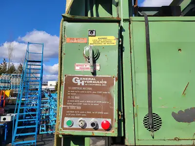 230 Volts Green Baler