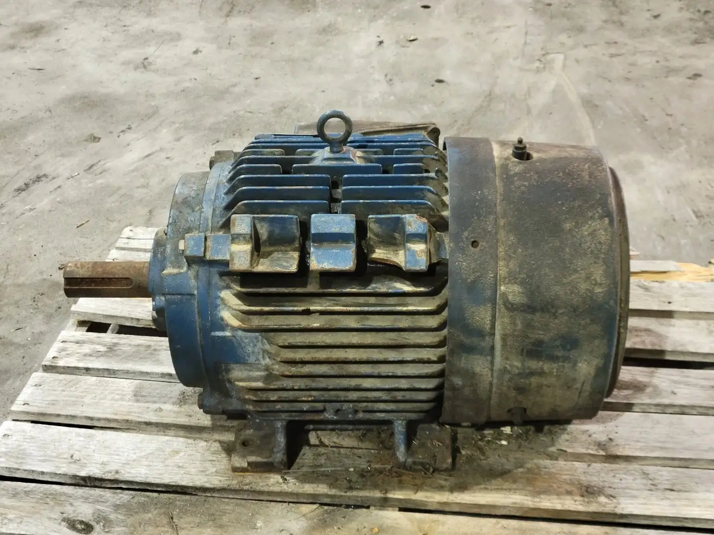 USED SIEMENS 1LA02844SE41B-CV
