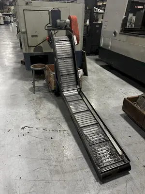 USED 2004 HWACHEON HI-TECH 200CL