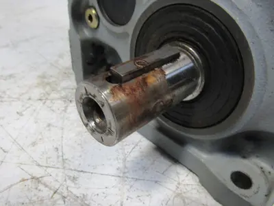Sew Eurodrive DRS71S4/FG/TH 23:1 Ratio .50Hp 230/460V Dual Output Gear Motor