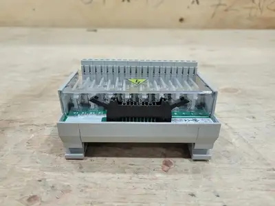USED ALLEN-BRADLEY 1492-IFM20F-F-2