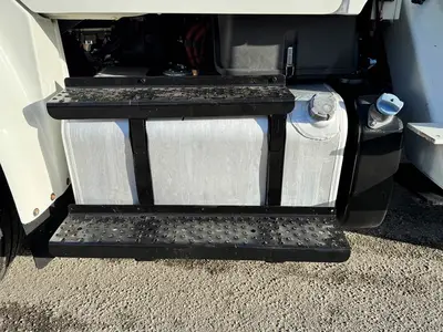 Used 2015 FREIGHTLINER M2 106 Tractors & Trailers Florida US | Truck and Van Outlet #1506283