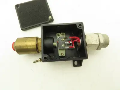 Vogel DS-W 2-2 Pressure Switch 2 Bar 250V 951 110 470