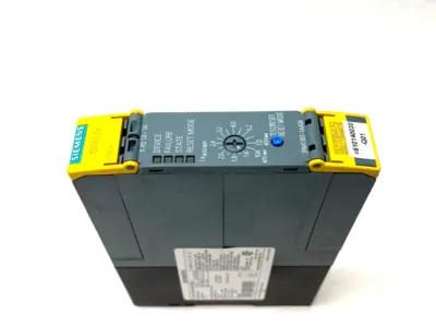 USED SIEMENS SIRIUS FAIL-SAFE REVERSING STARTER 500V SCREW TERMINALS