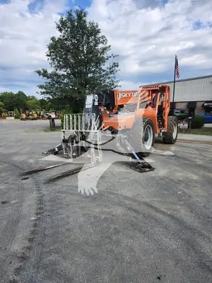 USED 2018 SKY TRAK 10054