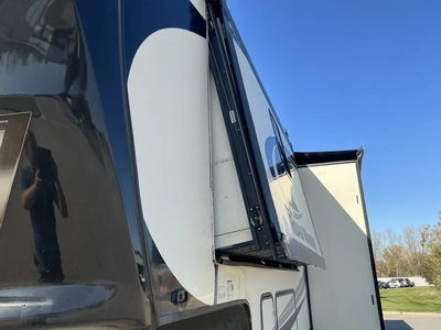 Used 2017 HEARTLAND ROAD WARRIOR Campers, Caravans, Motorhomes Michigan US | Miedema Asset Management Group #1579168