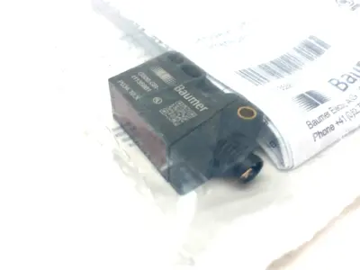NEW BAUMER LIGHT BARRIER/DIFFUSE PHOTOELECTRIC SENSOR BACKGROUND SUPPRESSION