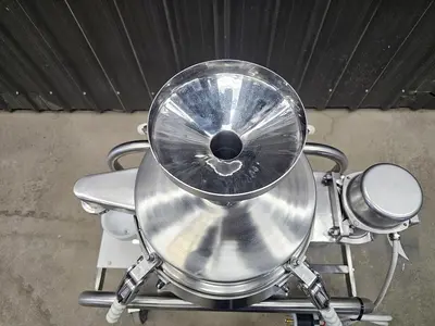 USED RUSSELL 27400