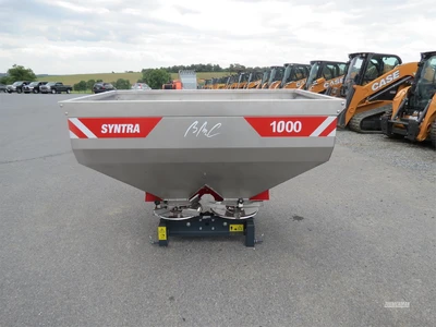New | in-Stock 2026 BMC SYNTRA 1000 Dry Spreaders Pennsylvania US | Zimmerman Farm Service #1410170