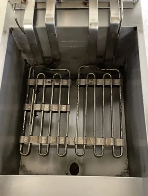 152-0247 Vulcan 1ER50A-1 50lb Electric Fryer