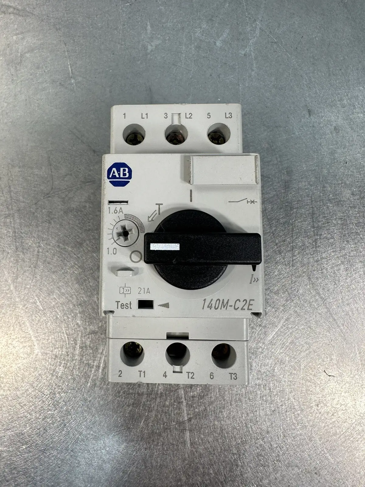 ALLEN BRADLEY 140M-C2E-B16 SERIES B CIRCUIT BREAKER (BIN-1.1)