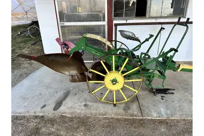 Used _UNKNOWN_ 732 Moldboard Plows Wisconsin US | Trustworthy Equipment #1403408