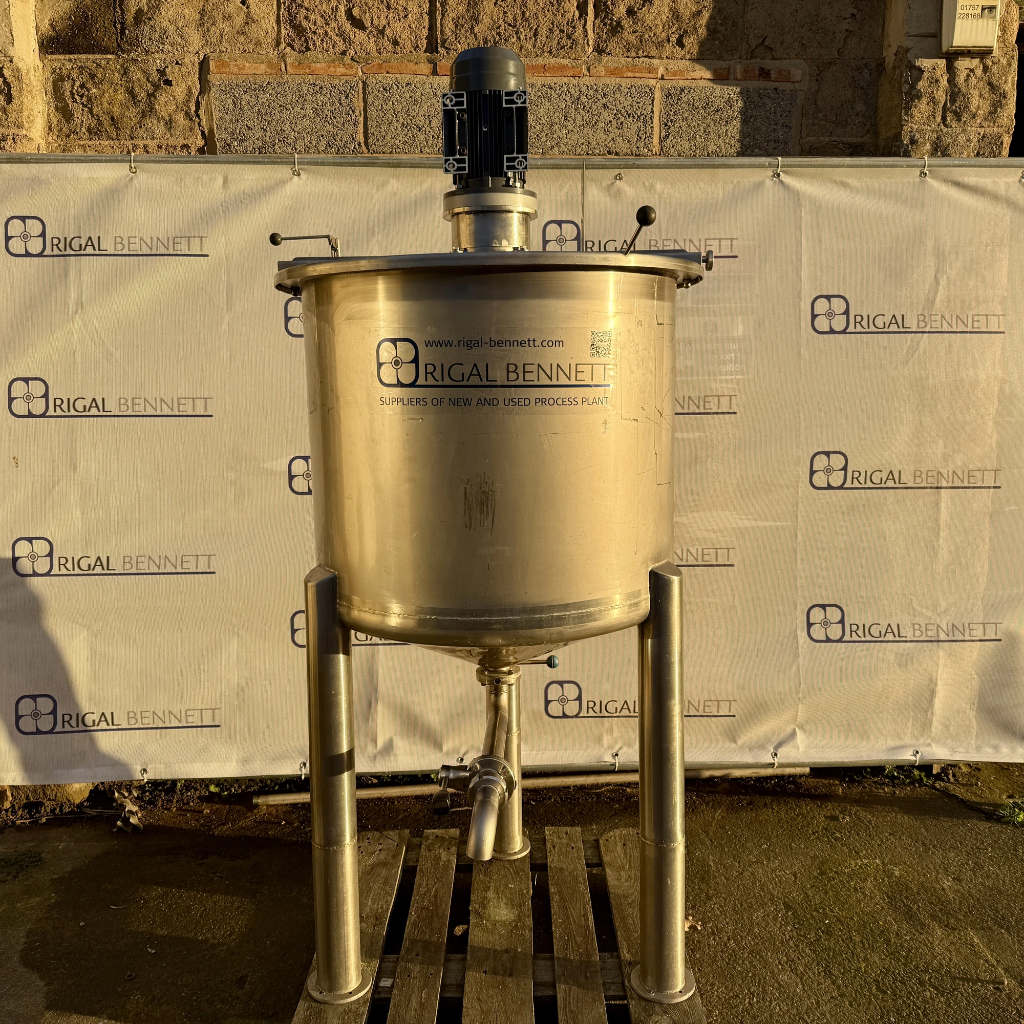 300L S/S Vertical Mix Tank With Rigal Bennett Shearhead Mixer 2.2 kw