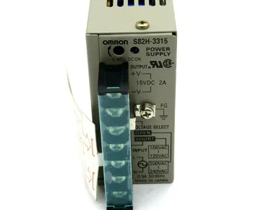 NEW OMRON S82H-3315 POWER SUPPLY 15VDC 2AOUTPT 120/240VAC INPUT S82H3315