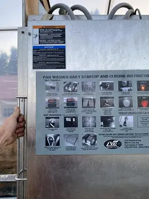 LVO FL-36G Front Load Pan Washer | Harvest Equipment and Fabrication Inc (10)