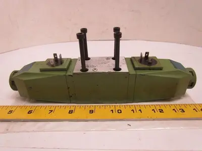 Vickers DG4V-3-2N-VM-U-H7-30 Directional Solenoid Valve CETOP 3, D03