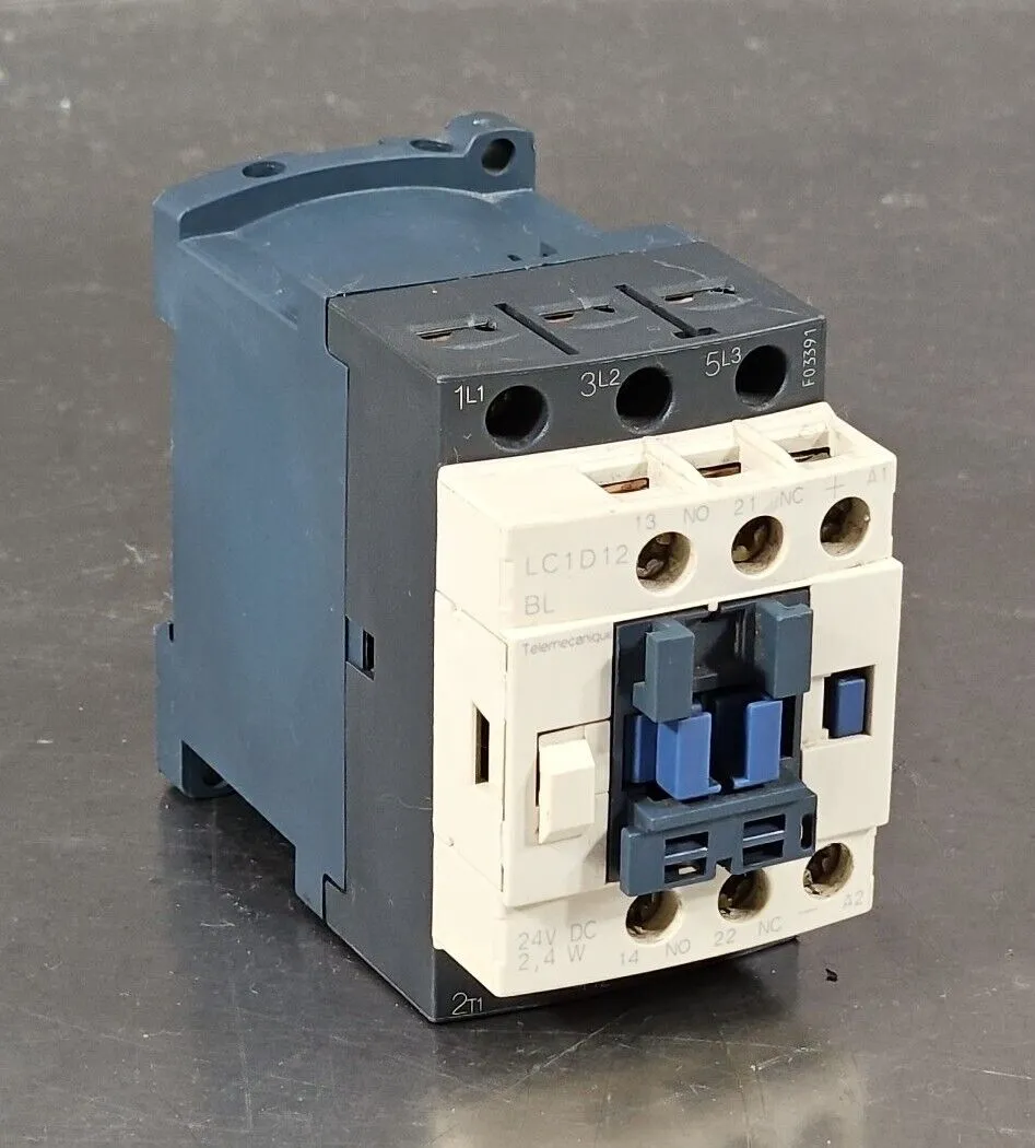 Schneider LC1D12BL Contactor. Loc4E-24