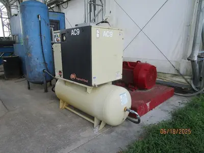 7 5/8" Diameter x 15,000 PSI Hydrostatic Tester