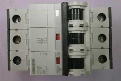 USED Siemens 5SY4306-7